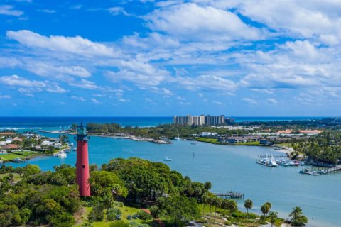 Copropriété à louer à Jupiter, Floride: 2 chambres, 108.7 m2 № 1189835 - photo 1