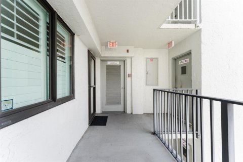 Condominio en venta en Pompano Beach, Florida, 2 dormitorios, 130.06 m2 № 2083757 - foto 5
