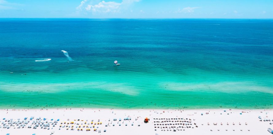 Condominio en Pompano Beach, Florida, 2 dormitorios  № 2083757
