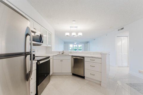 Condominio en venta en Pompano Beach, Florida, 2 dormitorios, 130.06 m2 № 2083757 - foto 10