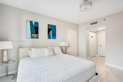 Copropriété à vendre à Miami, Floride: 2 chambres, 135.54 m2 № 1922391 - photo 15