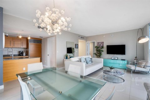Copropriété à vendre à Miami, Floride: 2 chambres, 135.54 m2 № 1922391 - photo 4