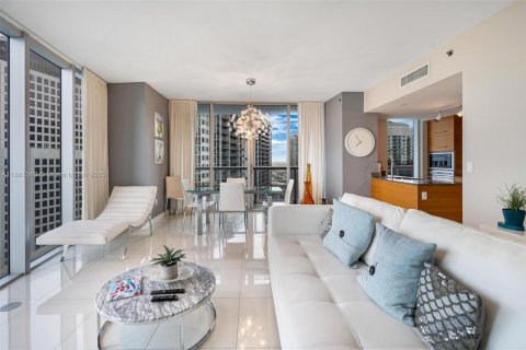 Copropriété à vendre à Miami, Floride: 2 chambres, 135.54 m2 № 1922391 - photo 5