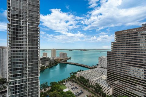 Copropriété à vendre à Miami, Floride: 2 chambres, 135.54 m2 № 1922391 - photo 12