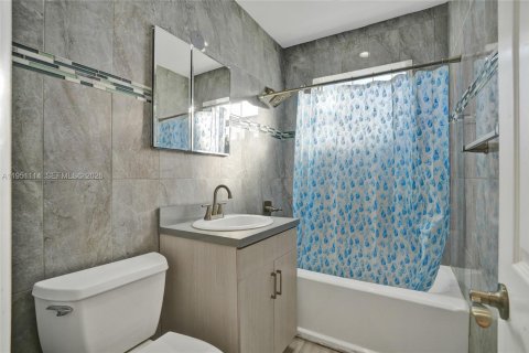 Купить виллу или дом в Норт-Майами-Бич, Флорида 3 спальни, 116.31м2, № 2007201 - фото 9