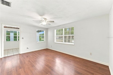 House in DeBary, Florida 2 bedrooms, 89.84 sq.m. № 2203521 - photo 8