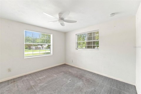 House in DeBary, Florida 2 bedrooms, 89.84 sq.m. № 2203521 - photo 18