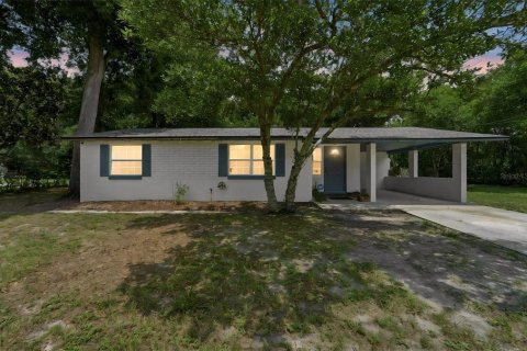 House in DeBary, Florida 2 bedrooms, 89.84 sq.m. № 2203521
