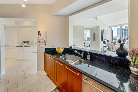 Copropriété à vendre à Fort Lauderdale, Floride: 2 chambres, 107.86 m2 № 2014937 - photo 14
