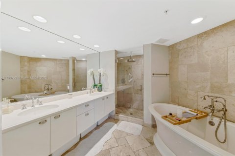 Copropriété à vendre à Fort Lauderdale, Floride: 2 chambres, 107.86 m2 № 2014937 - photo 29