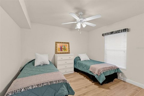 Condominio en venta en Punta Gorda, Florida, 2 dormitorios, 130.53 m2 № 2419997 - foto 17