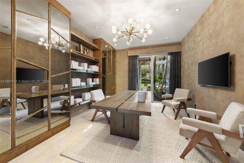 Casa en venta en Pinecrest, Florida, 6 dormitorios, 793.39 m2 № 1951544 - foto 15