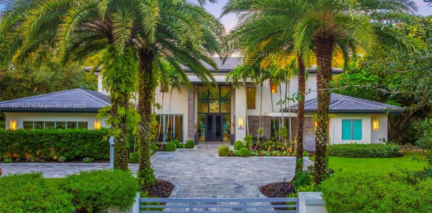 Casa en Pinecrest, Florida 6 dormitorios, 793.39 m2 № 1951544