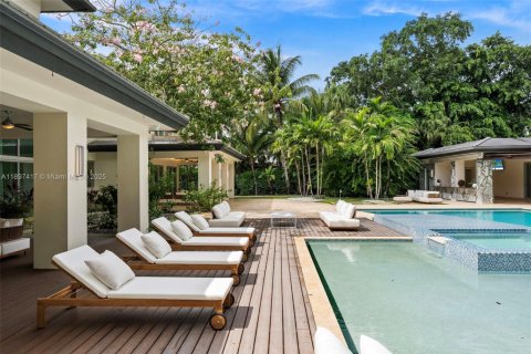 Casa en venta en Pinecrest, Florida, 6 dormitorios, 793.39 m2 № 1951544 - foto 4