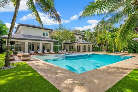 Casa en venta en Pinecrest, Florida, 6 dormitorios, 793.39 m2 № 1951544 - foto 2