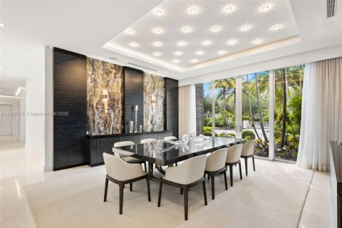 Casa en venta en Pinecrest, Florida, 6 dormitorios, 793.39 m2 № 1951544 - foto 10