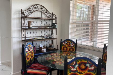 Купить виллу или дом в Уэстон, Флорида 3 спальни, 154.4м2, № 1954293 - фото 7