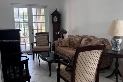 Купить виллу или дом в Уэстон, Флорида 3 спальни, 154.4м2, № 1954293 - фото 3