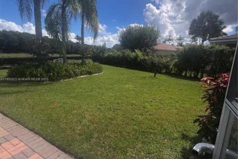 Купить виллу или дом в Уэстон, Флорида 3 спальни, 154.4м2, № 1954293 - фото 11