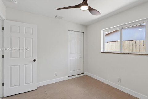 Casa en venta en Hollywood, Florida, 3 dormitorios, 140.28 m2 № 2049927 - foto 29