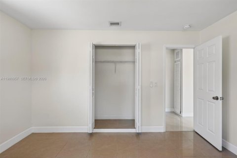 Casa en venta en Hollywood, Florida, 3 dormitorios, 140.28 m2 № 2049927 - foto 27