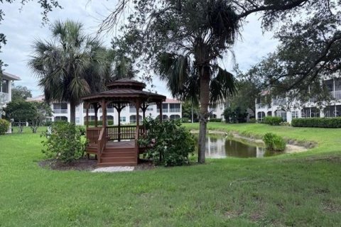 Condo in Sarasota, Florida, 2 bedrooms № 2206534 - photo 16