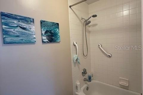 Condo in Sarasota, Florida, 2 bedrooms № 2206534 - photo 11