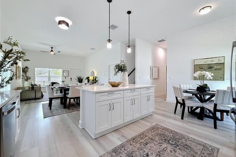 Villa ou maison à vendre à Saint Petersburg, Floride: 5 chambres, 224.08 m2 № 2124020 - photo 15