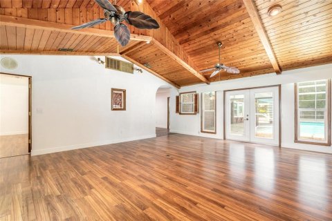 Casa en venta en New Smyrna Beach, Florida, 4 dormitorios, 315.59 m2 № 1789626 - foto 14