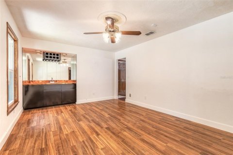Casa en venta en New Smyrna Beach, Florida, 4 dormitorios, 315.59 m2 № 1789626 - foto 16