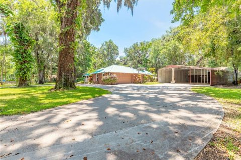 Casa en venta en New Smyrna Beach, Florida, 4 dormitorios, 315.59 m2 № 1789626 - foto 11