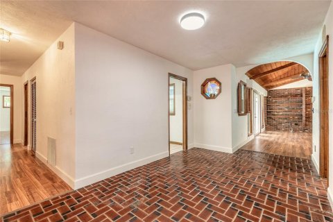 Casa en venta en New Smyrna Beach, Florida, 4 dormitorios, 315.59 m2 № 1789626 - foto 25