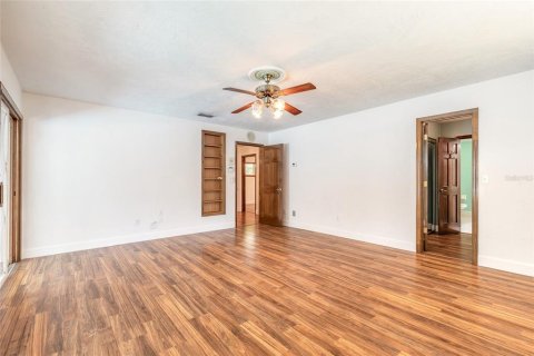 Casa en venta en New Smyrna Beach, Florida, 4 dormitorios, 315.59 m2 № 1789626 - foto 28