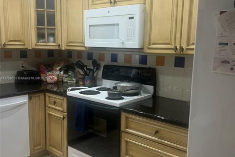 Condo in Lake Worth, Florida, 1 bedroom  № 1859856 - photo 8