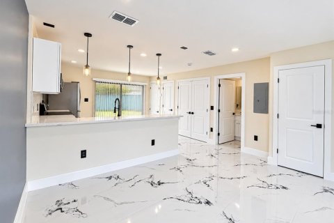 Copropriété à louer à Winter Park, Floride: 2 chambres, 101.26 m2 № 2425585 - photo 7