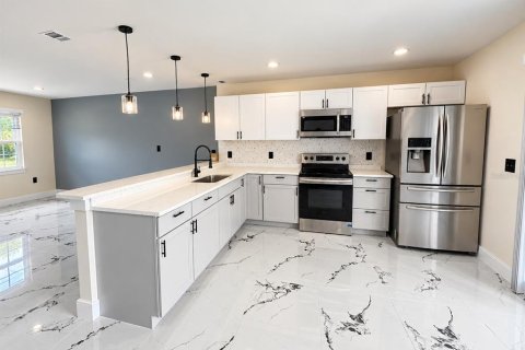 Copropriété à louer à Winter Park, Floride: 2 chambres, 101.26 m2 № 2425585 - photo 11