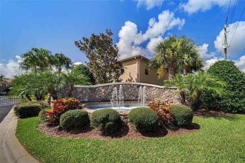 Townhouse in Sanford, Florida 3 bedrooms, 165.46 sq.m. № 2404669 - photo 2