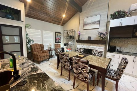 Casa en venta en Orlando, Florida, 5 dormitorios, 285.21 m2 № 1824954 - foto 14