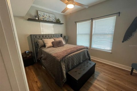 Casa en venta en Orlando, Florida, 5 dormitorios, 285.21 m2 № 1824954 - foto 28