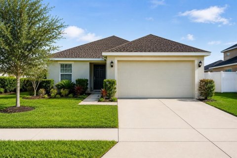House in Lake Alfred, Florida 3 bedrooms, 147.81 sq.m. № 2280250