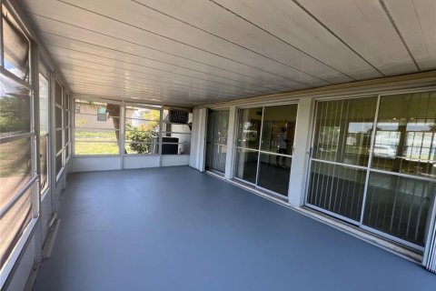 Villa ou maison à louer à Port Charlotte, Floride: 2 chambres, 138.52 m2 № 1744301 - photo 25
