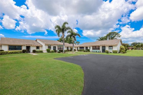 Condo in Bradenton, Florida, 1 bedroom  № 2106840 - photo 23