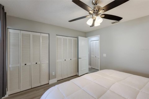 Condo in Bradenton, Florida, 1 bedroom  № 2106840 - photo 16
