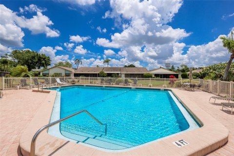 Condo in Bradenton, Florida, 1 bedroom  № 2106840 - photo 26