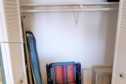 Copropriété à vendre à Sunny Isles Beach, Floride: 2 chambres, 123.65 m2 № 2033996 - photo 8