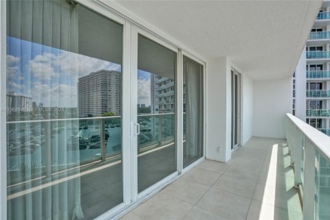 Купить кондоминиум в Санни-Айлс-Бич, Флорида 2 спальни, 123.65м2, № 2033996 - фото 27