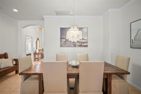 House in Sarasota, Florida 3 bedrooms, 160.54 sq.m. № 1918595 - photo 8