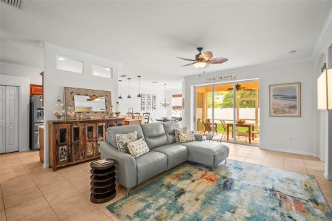House in Sarasota, Florida 3 bedrooms, 160.54 sq.m. № 1918595 - photo 14