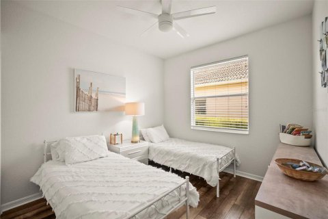 House in Sarasota, Florida 3 bedrooms, 160.54 sq.m. № 1918595 - photo 6