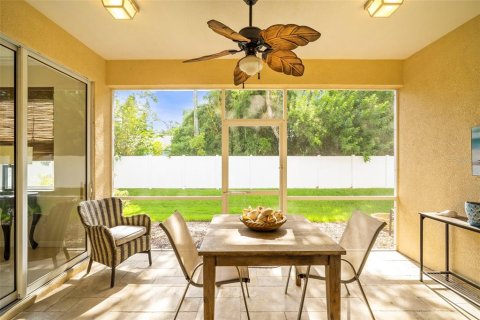 House in Sarasota, Florida 3 bedrooms, 160.54 sq.m. № 1918595 - photo 26